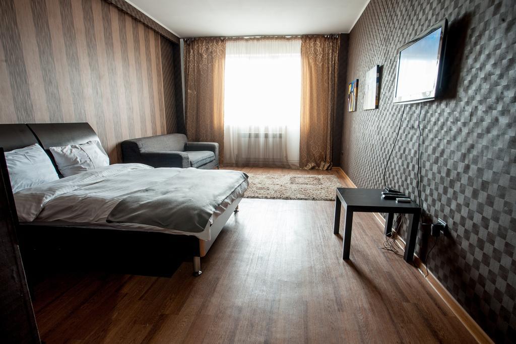 Апартаменты На Маркова Almaty Extérieur photo